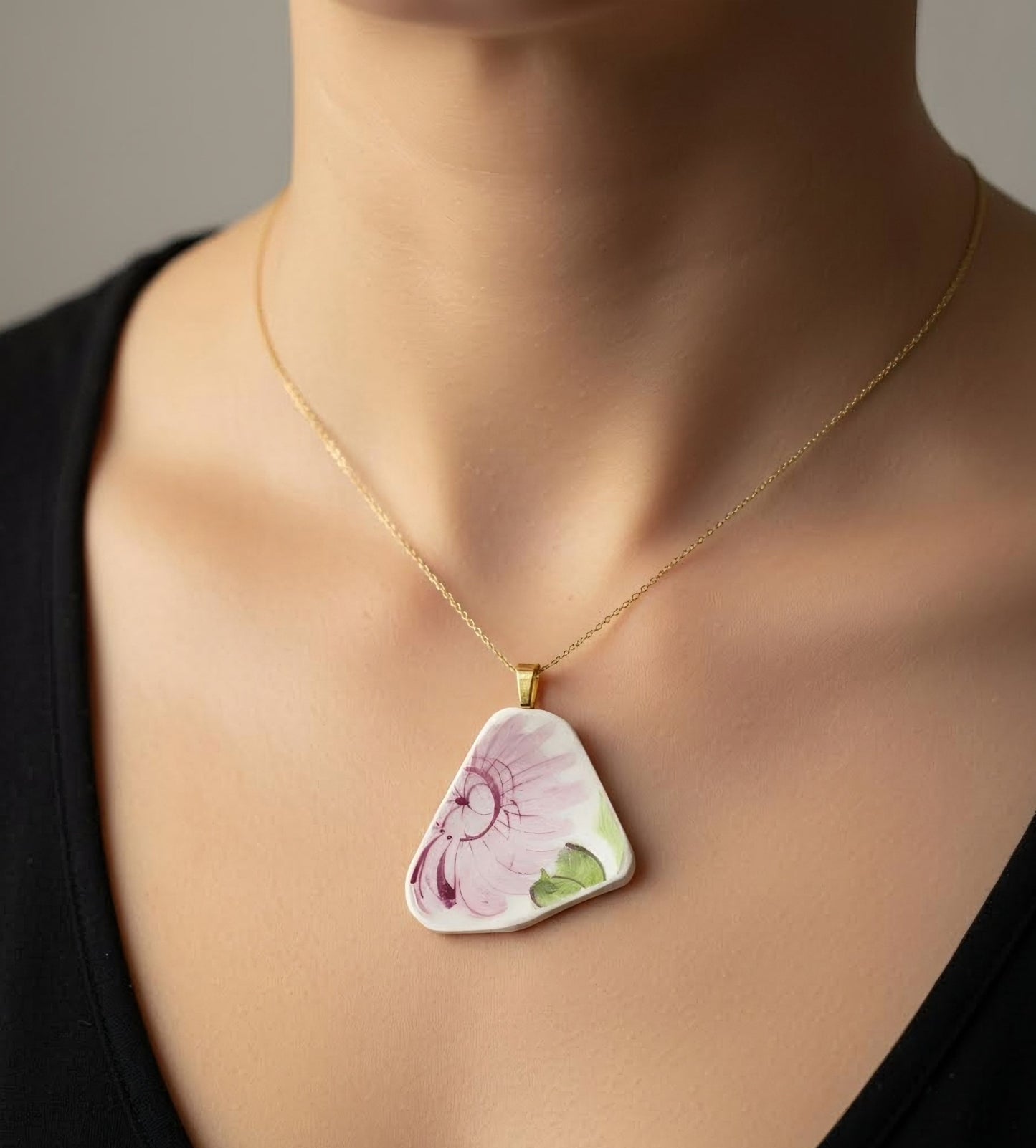 Floral pendant - assimetric shape