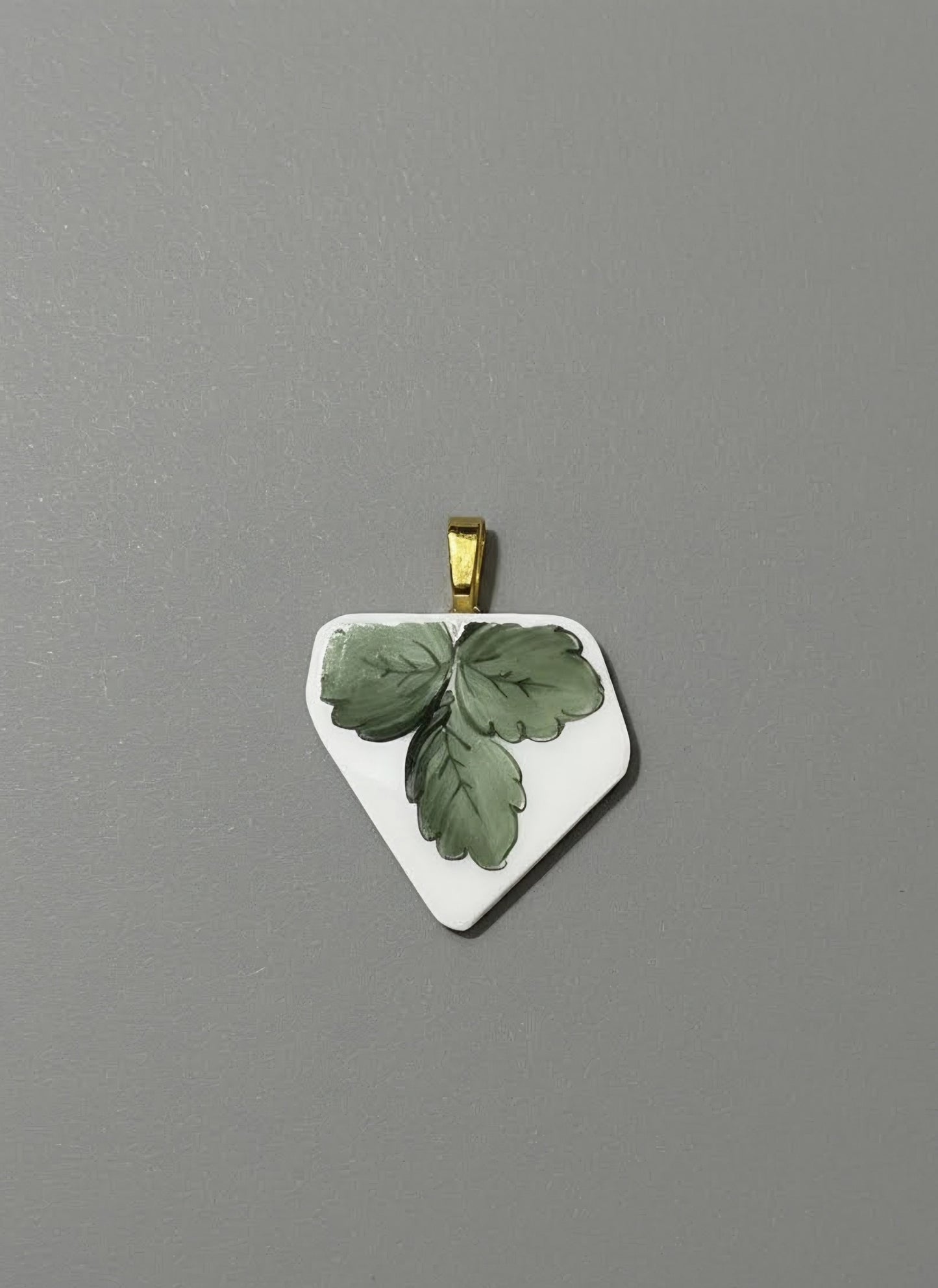 Leaf Pattern Pendant