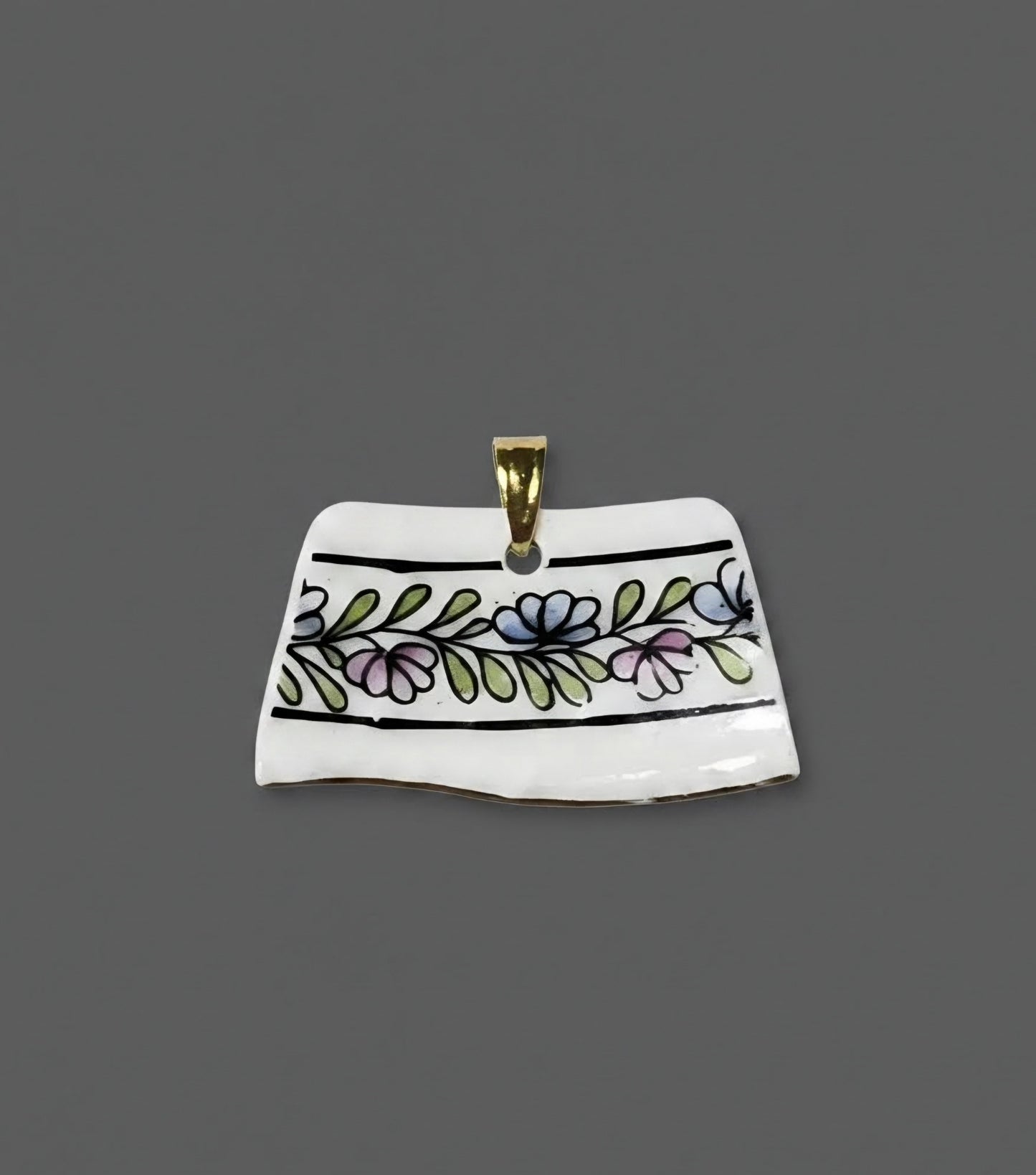 Multi-color Plant ornament pattern pendant