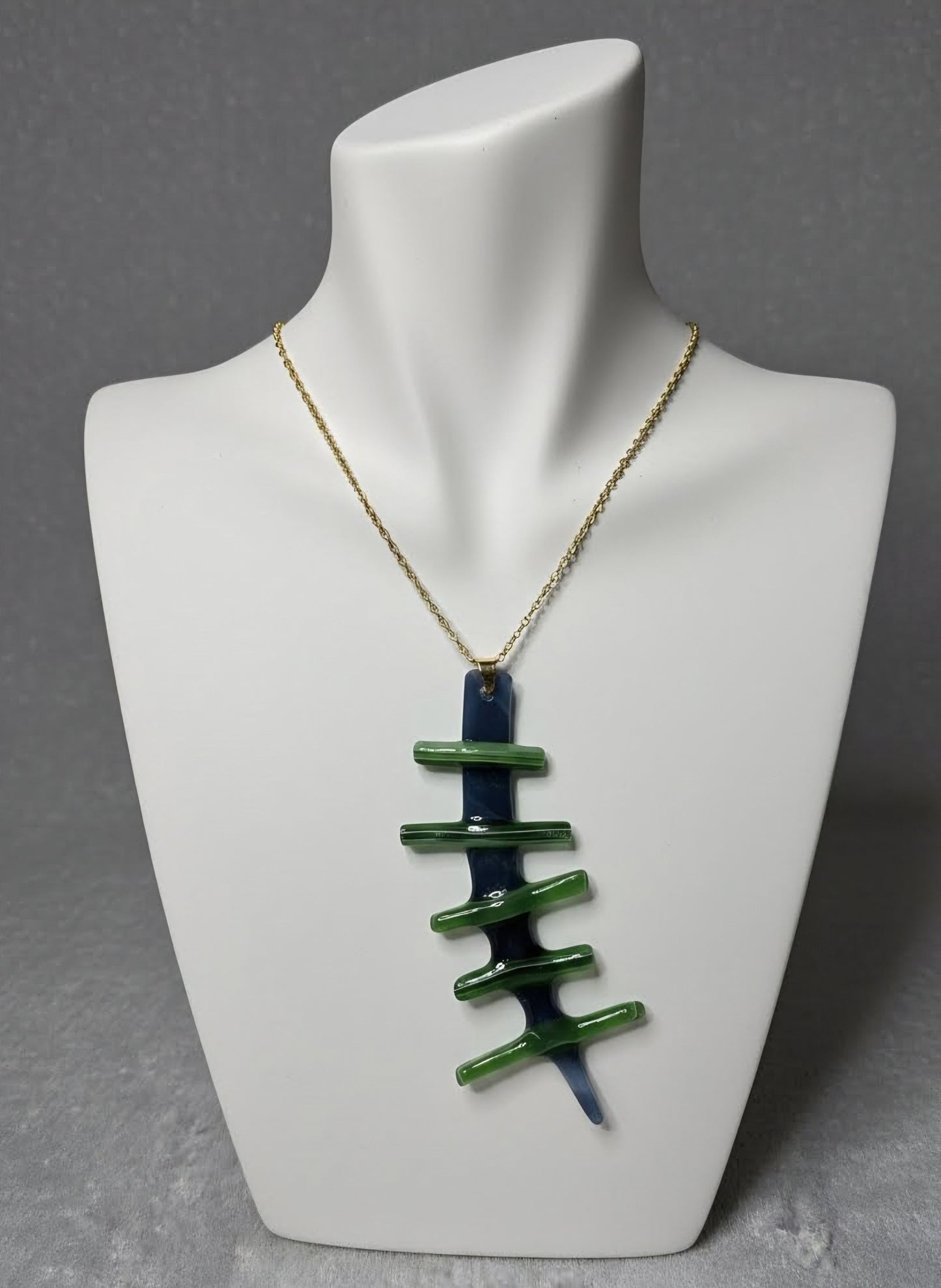 "Fish-bone" fused glass pendant
